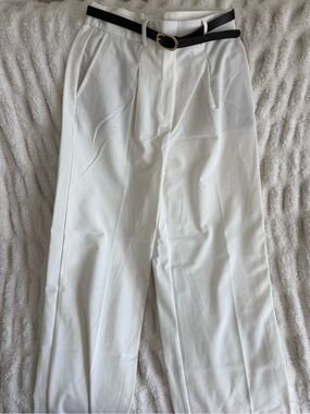 High-Waist White Pleated Trousers with Belt